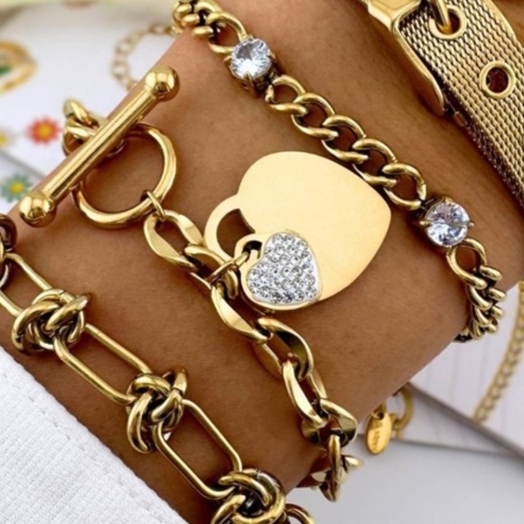 Moda Clothing Jewelry - 18k Gold Plated Heart Pendant Toggle Chain Bracelet
